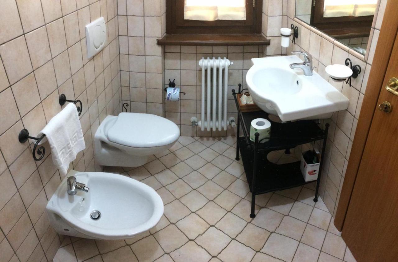 Il Castagno Bed & Breakfast Montemonaco Dış mekan fotoğraf