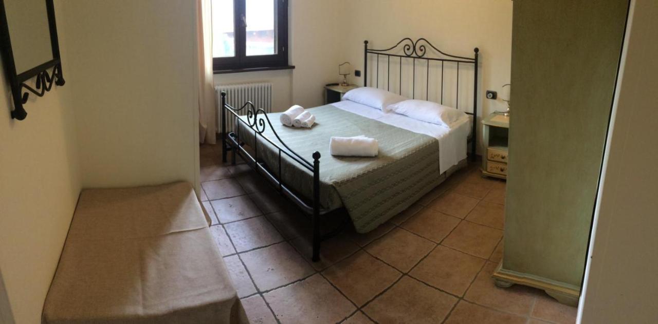Il Castagno Bed & Breakfast Montemonaco Dış mekan fotoğraf